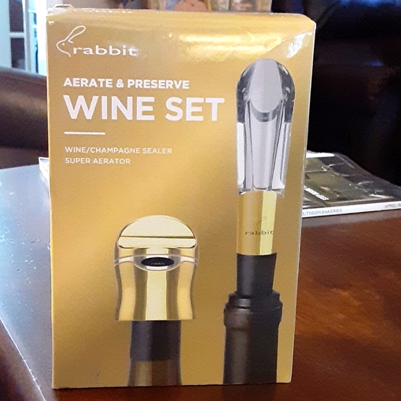 Rabbit wine champagne sealer and super aerator set New in box - Picture 1 of 2